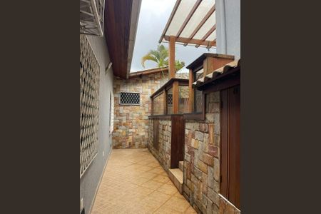 Casa à venda com 290m², 4 quartos e 3 vagas