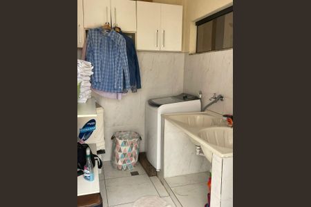 Casa à venda com 290m², 4 quartos e 3 vagas