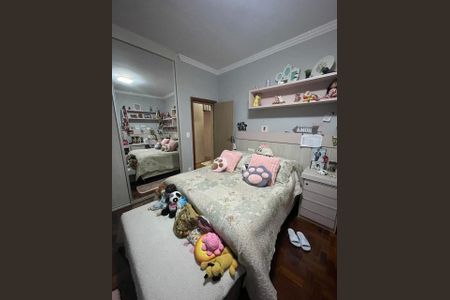 Casa à venda com 290m², 4 quartos e 3 vagas