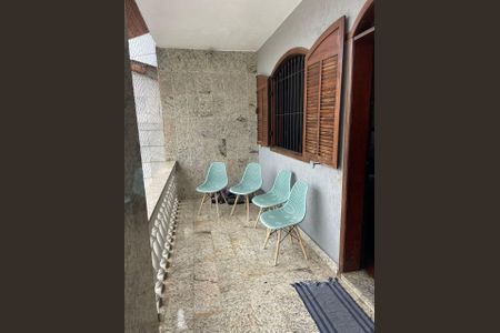 Casa à venda com 290m², 4 quartos e 3 vagas