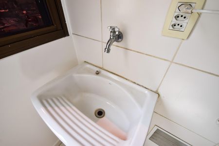 Apartamento para alugar com 66m², 3 quartos e 1 vagaÁrea de Serviço