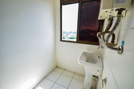 Apartamento para alugar com 66m², 3 quartos e 1 vagaÁrea de Serviço