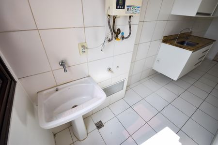 Apartamento para alugar com 66m², 3 quartos e 1 vagaÁrea de Serviço