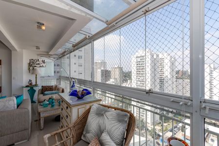 Apartamento à venda com 169m², 3 quartos e 3 vagasVaranda da Sala