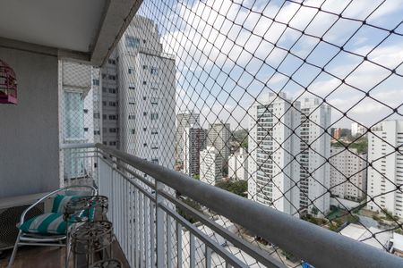 Apartamento à venda com 169m², 3 quartos e 3 vagasVaranda da Suíte 1
