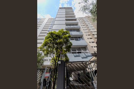 Apartamento à venda com 54m², 1 quarto e sem vaga Apartamento à venda com 54m², 1 quarto e sem vagaFachada