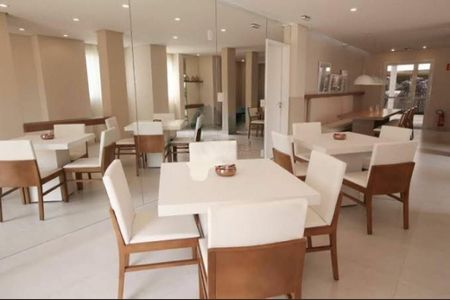 Apartamento à venda com 56m², 2 quartos e 1 vaga