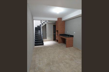 Casa à venda com 3 quartos, 160m² em Vila Granada, São Paulo