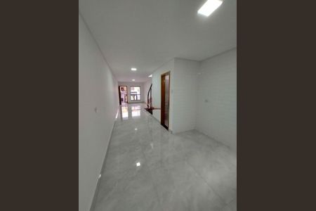 Casa à venda com 3 quartos, 160m² em Vila Granada, São Paulo