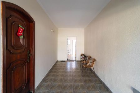 Casa à venda com 256m², 4 quartos e 4 vagasGaragem