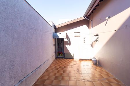 Casa à venda com 256m², 4 quartos e 4 vagasQuintal