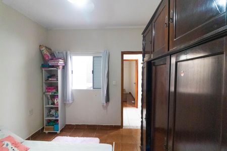 Casa à venda com 256m², 4 quartos e 4 vagasQuarto 01