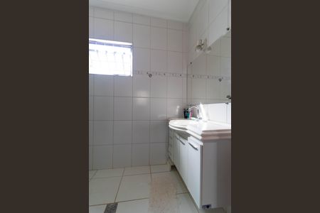 Casa à venda com 256m², 4 quartos e 4 vagasBanheiro