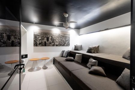 Studio à venda com 30m², 1 quarto e 1 vagaCinema