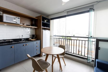 Studio à venda com 30m², 1 quarto e 1 vagaSala/Cozinha