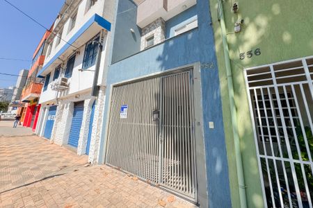 Casa à venda com 80m², 3 quartos e 1 vagaFachada