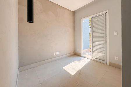 Casa à venda com 80m², 3 quartos e 1 vagaSuíte
