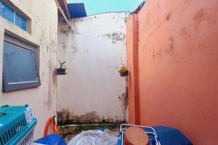 Casa à venda com 81m², 2 quartos e 2 vagasVista do Quarto 2