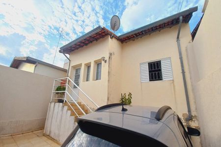 Casa à venda com 81m², 2 quartos e 2 vagasFachada do Prédio