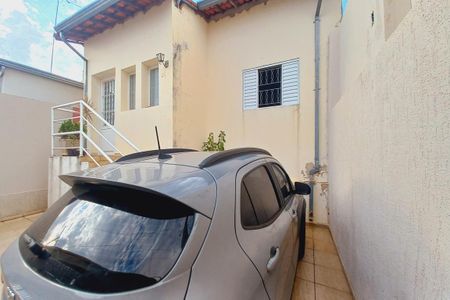 Casa à venda com 81m², 2 quartos e 2 vagasGaragem