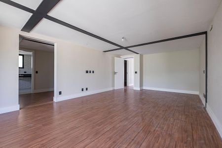 Casa à venda com 731m², 4 quartos e 4 vagasSuíte 1