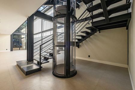 Casa à venda com 731m², 4 quartos e 4 vagasSala