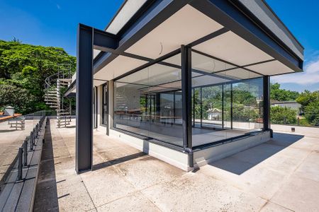 Casa à venda com 731m², 4 quartos e 4 vagasSala Superior