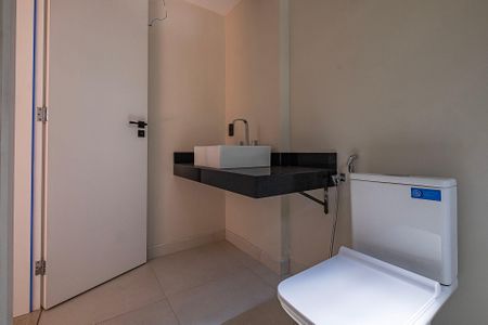 Casa à venda com 731m², 4 quartos e 4 vagasBanheiro da Suíte 3