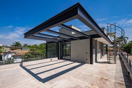 Casa à venda com 731m², 4 quartos e 4 vagasSala Superior