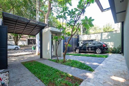 Casa à venda com 731m², 4 quartos e 4 vagasGaragem