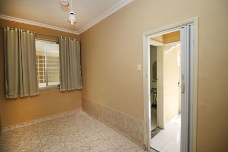 Casa à venda com 110m², 2 quartos e 1 vagaQuarto 2