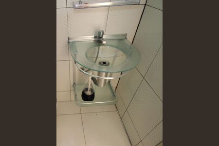 Casa à venda com 110m², 2 quartos e 1 vagaBanheiro