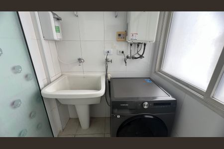 Apartamento para alugar com 110m², 3 quartos e 1 vagaÁrea de Serviço