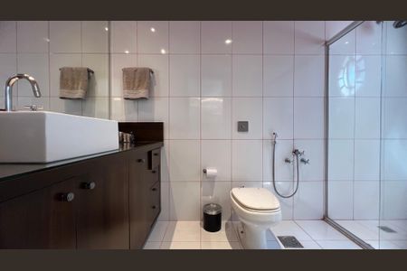 Apartamento para alugar com 110m², 3 quartos e 1 vagaBanheiro da Suíte