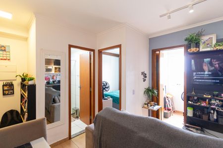 Apartamento à venda com 32m², 2 quartos e 1 vaga Apartamento à venda com 32m², 2 quartos e 1 vagaSala