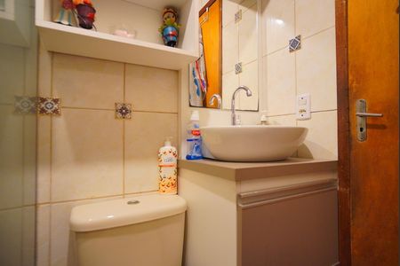 Casa à venda com 95m², 3 quartos e 3 vagasBanheiro