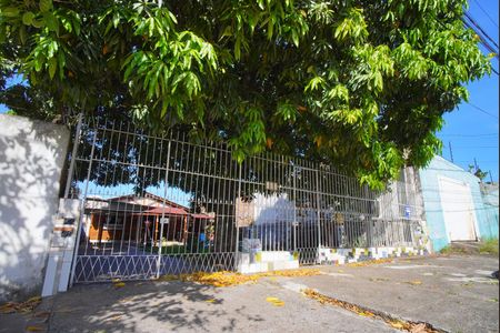 Casa à venda com 95m², 3 quartos e 3 vagasFachada e Placa