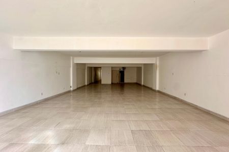 Apartamento para alugar com 170m², 3 quartos e sem vagaStudio