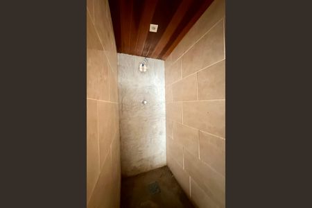 Apartamento para alugar com 170m², 3 quartos e sem vagaBanheiro