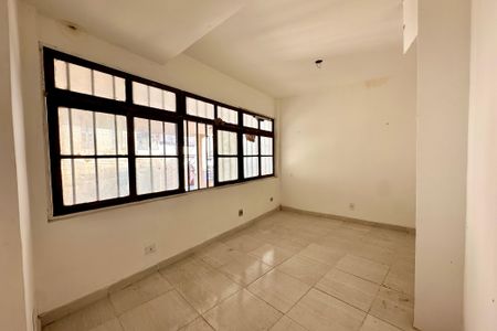 Apartamento para alugar com 170m², 3 quartos e sem vagaStudio