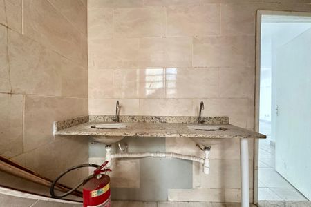 Apartamento para alugar com 170m², 3 quartos e sem vagaBanheiro