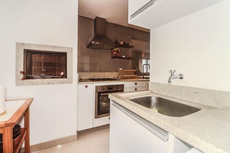 Apartamento à venda com 87m², 1 quarto e 2 vagasCozinha e Área de Serviço