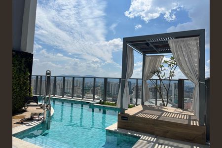 Apartamento à venda com 158m², 3 quartos e 3 vagasÁrea comum - Piscina