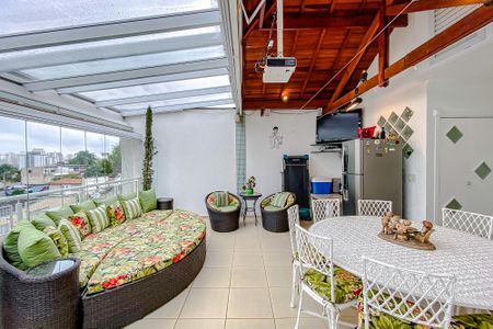 Casa à venda com 252m², 3 quartos e 5 vagasVaranda