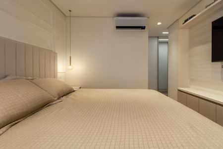 Apartamento à venda com 147m², 3 quartos e 2 vagas Apartamento à venda com 147m², 3 quartos e 2 vagas Suíte