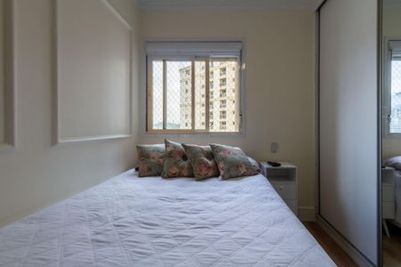 Apartamento à venda com 147m², 3 quartos e 2 vagas Apartamento à venda com 147m², 3 quartos e 2 vagasQuarto