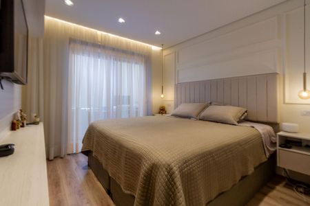 Apartamento à venda com 147m², 3 quartos e 2 vagas Apartamento à venda com 147m², 3 quartos e 2 vagas Suíte