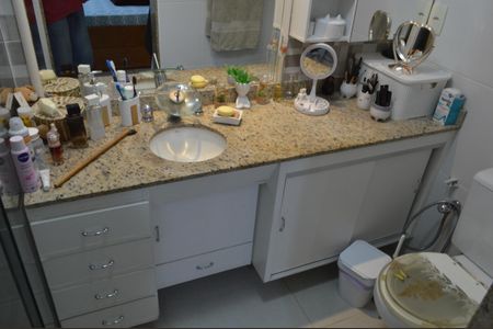 Apartamento à venda com 145m², 2 quartos e 2 vagasBanheiro da Suíte