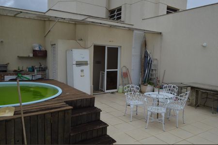 Apartamento à venda com 145m², 2 quartos e 2 vagasTerraço