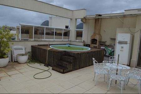 Apartamento à venda com 145m², 2 quartos e 2 vagasTerraço